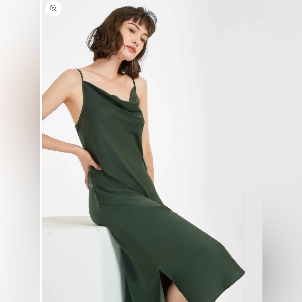 Supesu Eden Midi Slip Dress in‎ Forest Green, Size 1P/XS